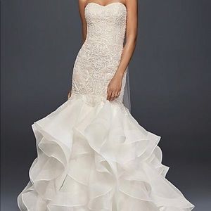 Oleg Cassini wedding dress size 12